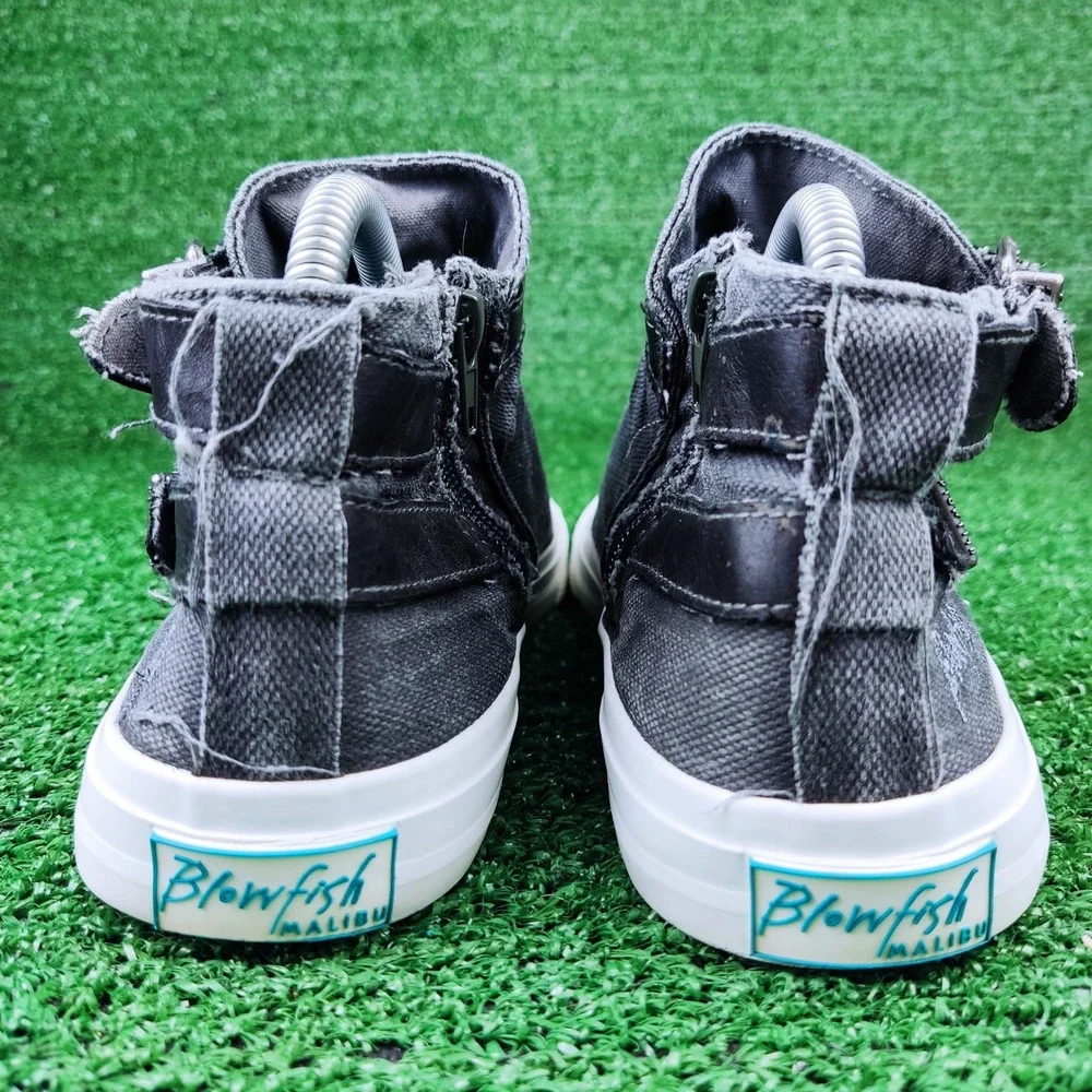 Blowfish Malibu Sneakers Womens Size 8 Black Vex High Top Canvas Buckle Zipper
